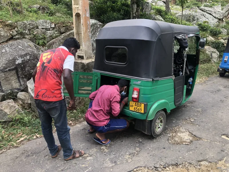 SRI LANKA tuktukem 2022